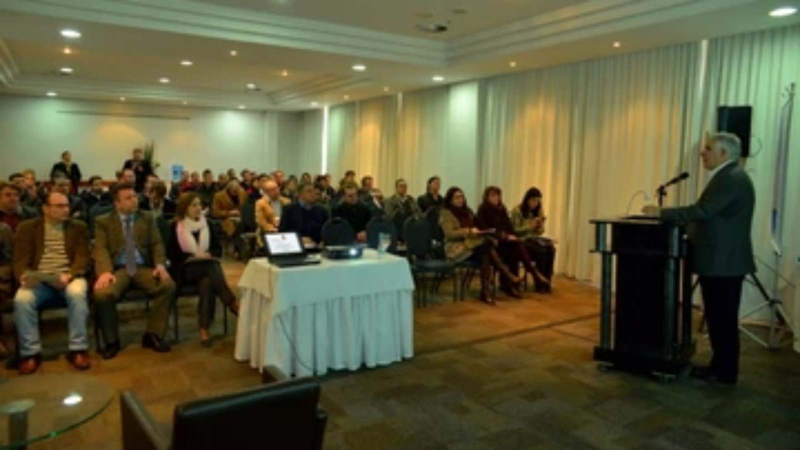 Empresários participam de bate-papo com vice-governador