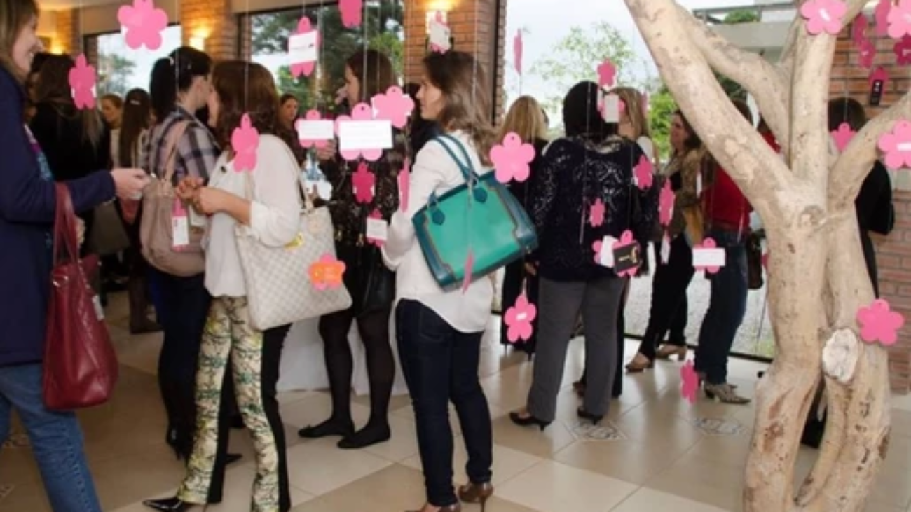 25fdf9_185bc9872ea44d07a803d48b32006b45_mv2