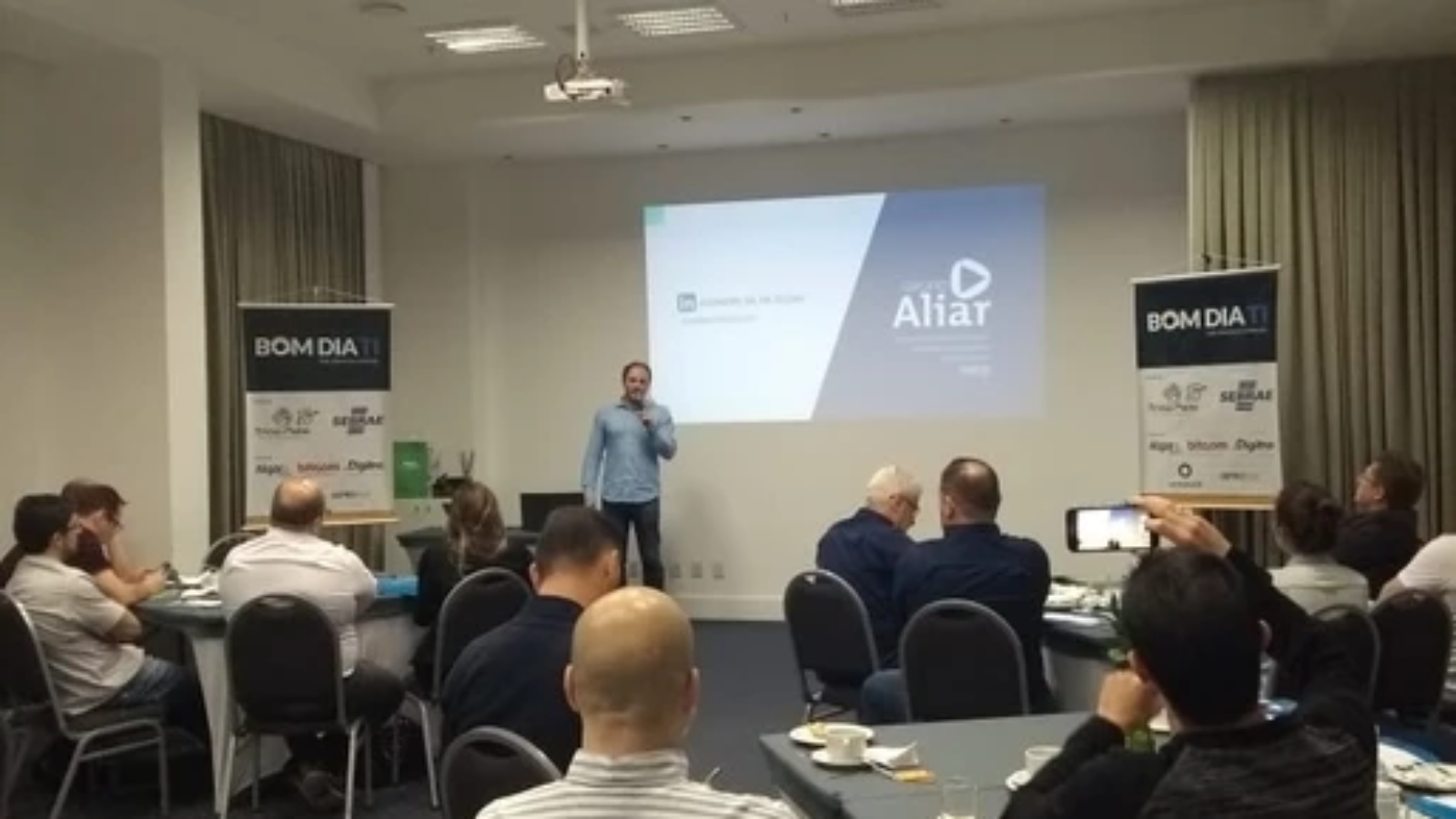 25fdf9_472c42b6c7ef4dce8115b3147d6bc7ba_mv2