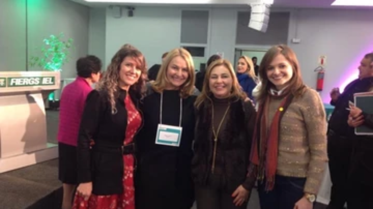 25fdf9_6055a5069ff04077b00605f2c4f0f705_mv2