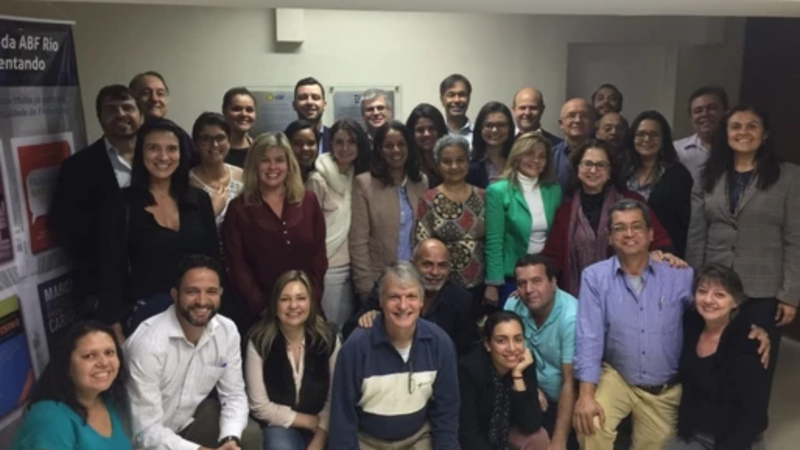 25fdf9_78ab39c5346a40ab9c1552637c1576db_mv2